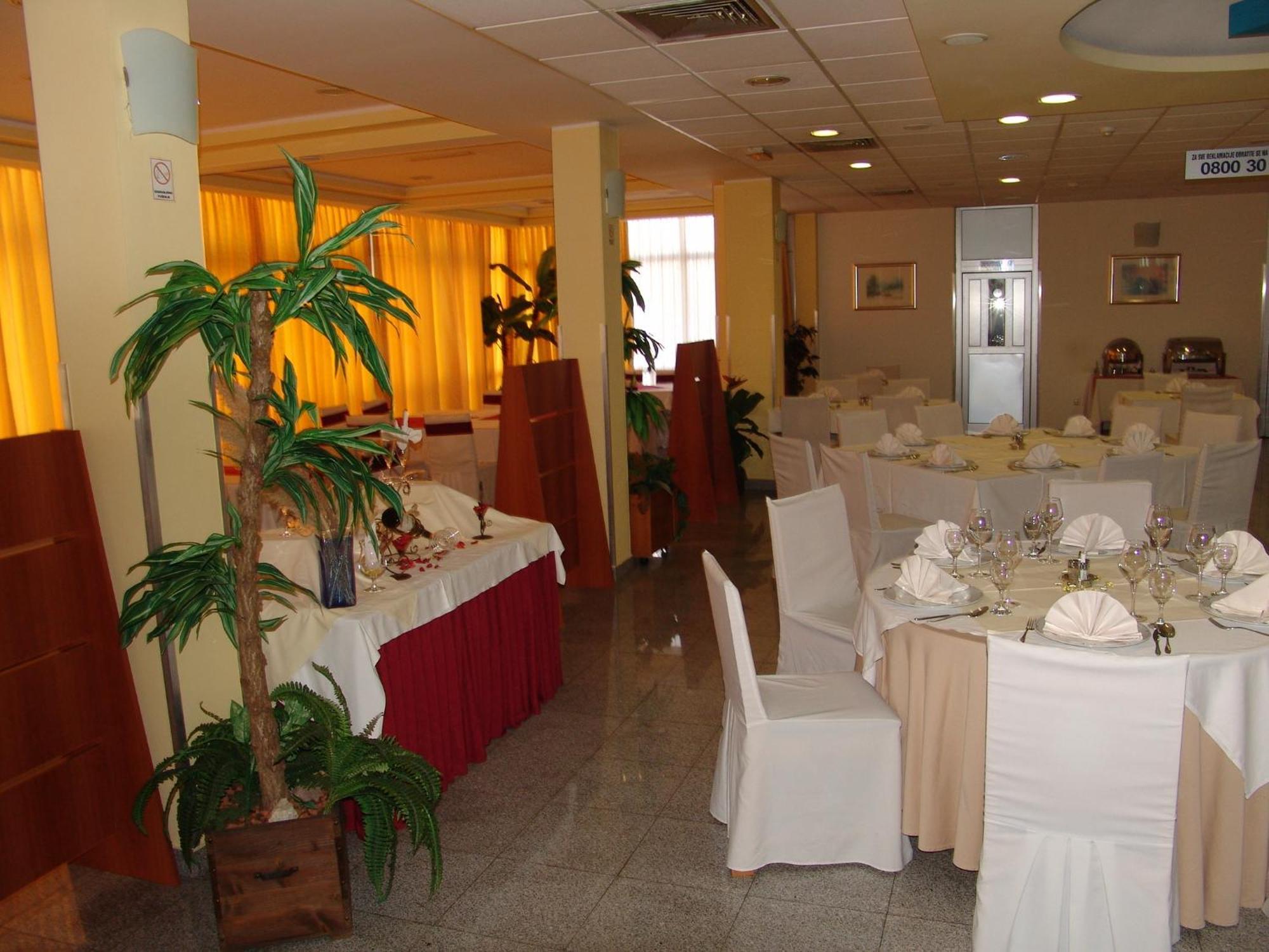 Hotel Zovko Slavonski Brod Bagian luar foto